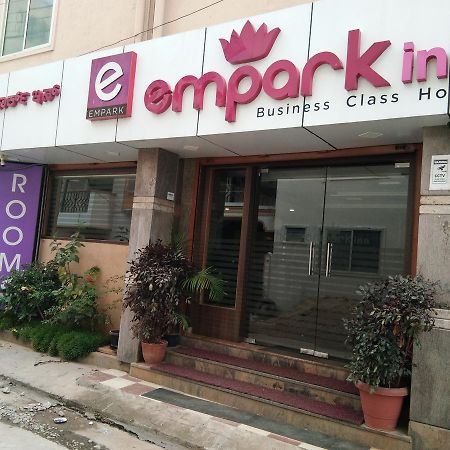 Empark Inn Bangalore Luaran gambar